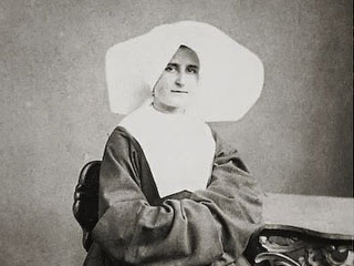 Sister_Marie_de_Mandat_EWTN_World_Catholic_News_1_26_11